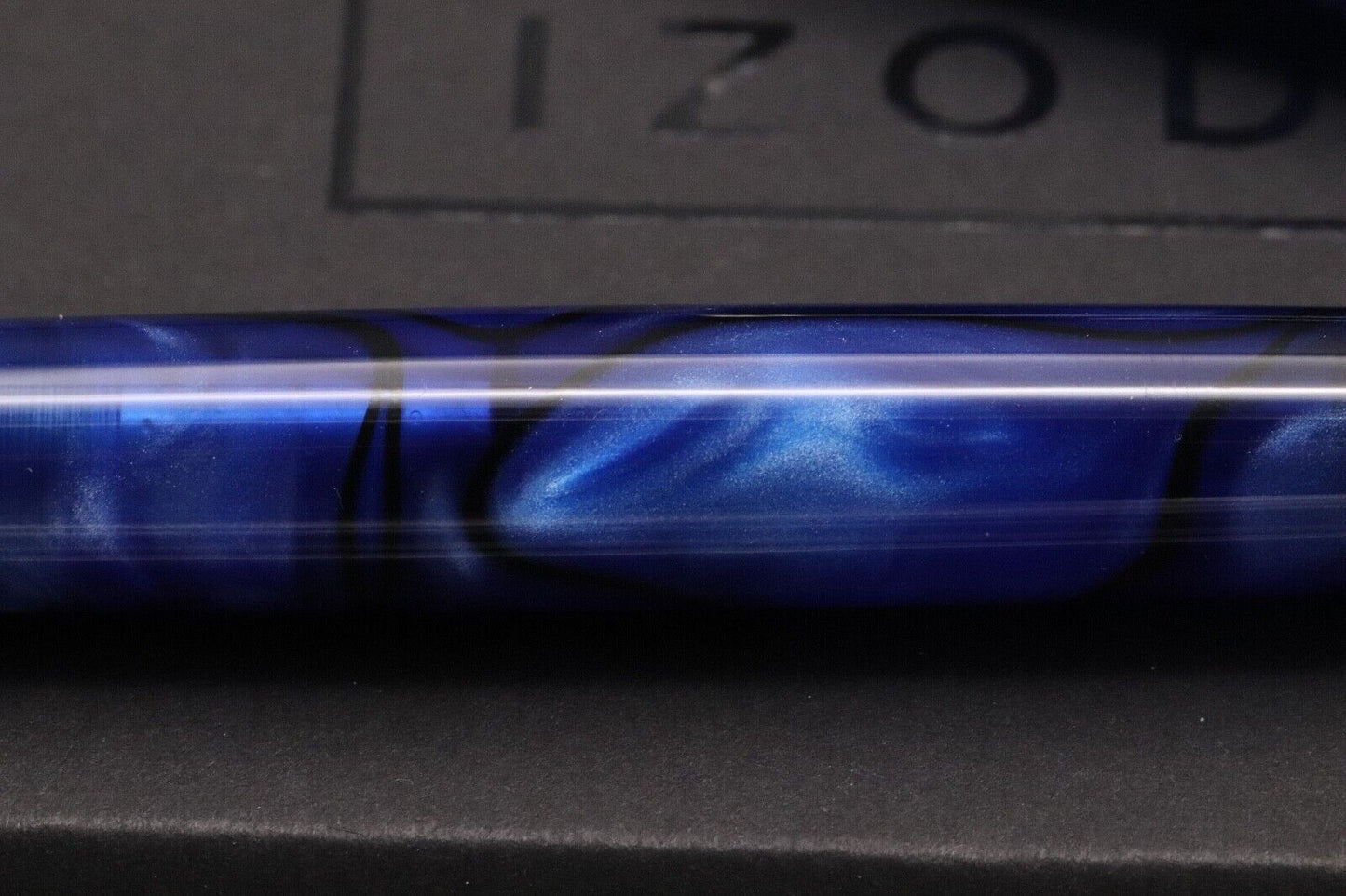 Pelikan Souveran M805 Blue Dunes Special Edition Fountain Pen - EF Nib image 3