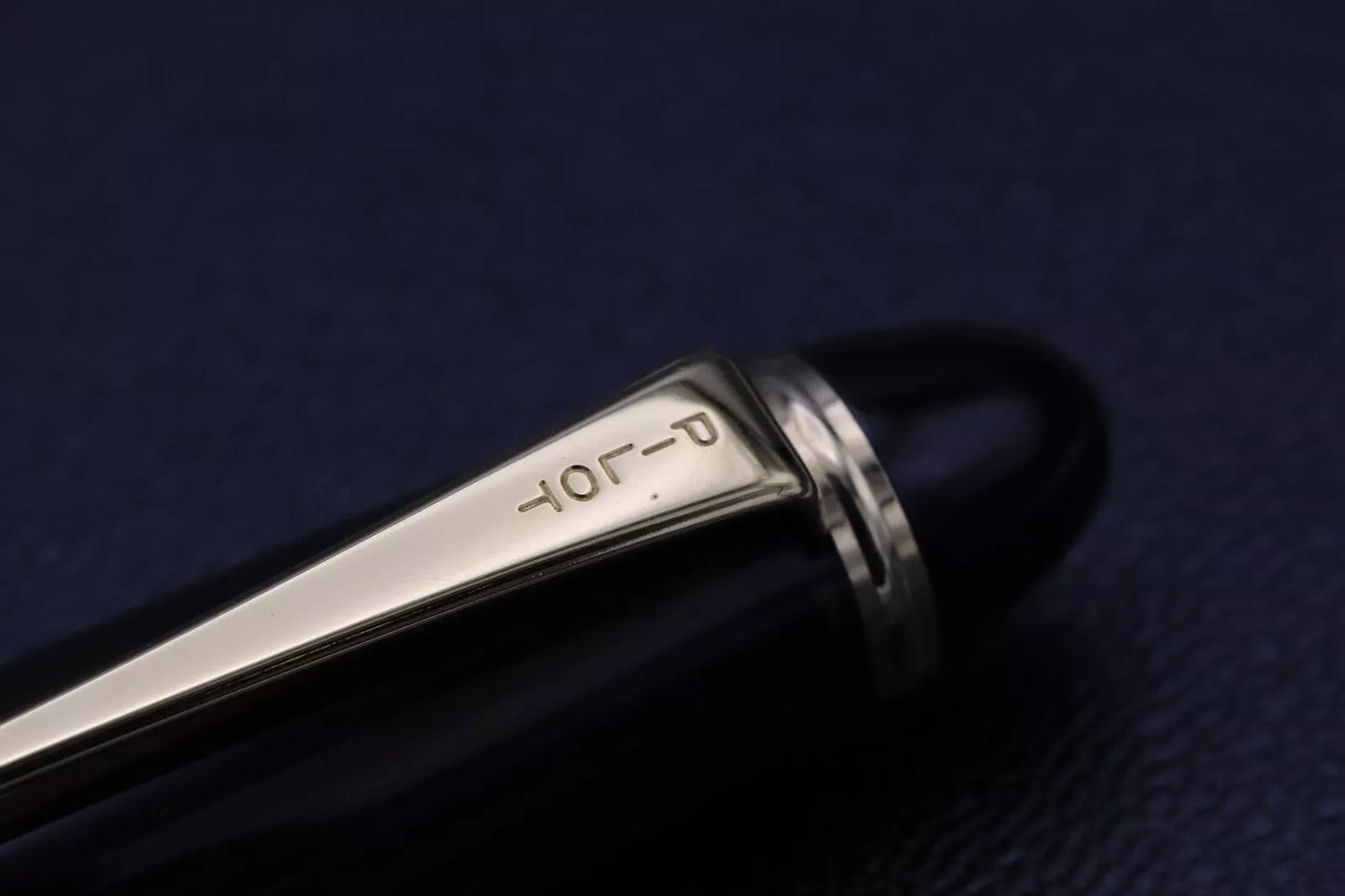 Pilot Custom 823 Amber Fountain Pen image 5
