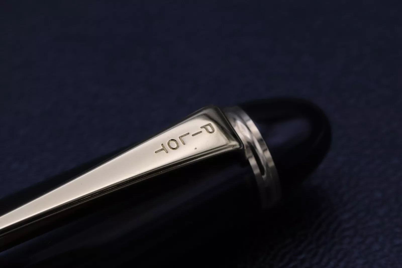 Pilot Custom 823 Amber Fountain Pen image 5