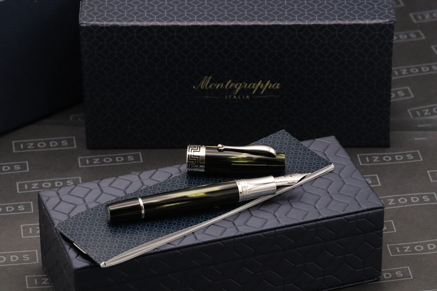 Montegrappa Extra 1930 Bamboo Celluloid Fountain Pen - Stub Nib image 0