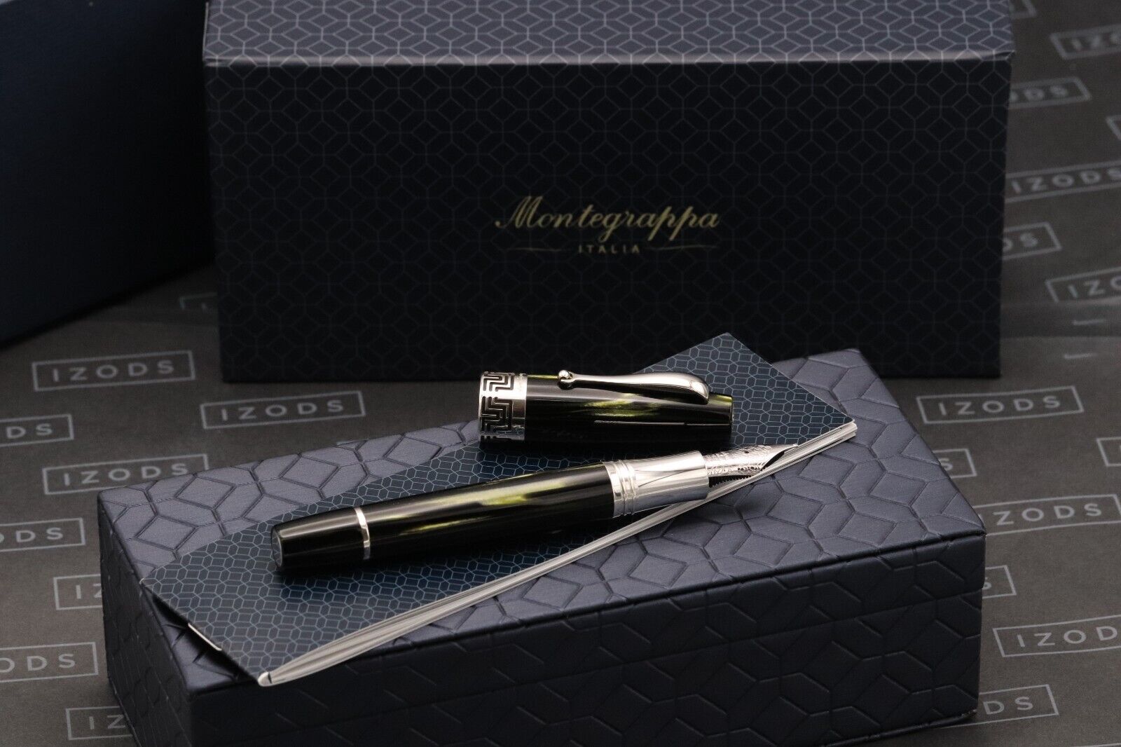 Montegrappa Extra 1930 Bamboo Celluloid Fountain Pen - Stub Nib image 0