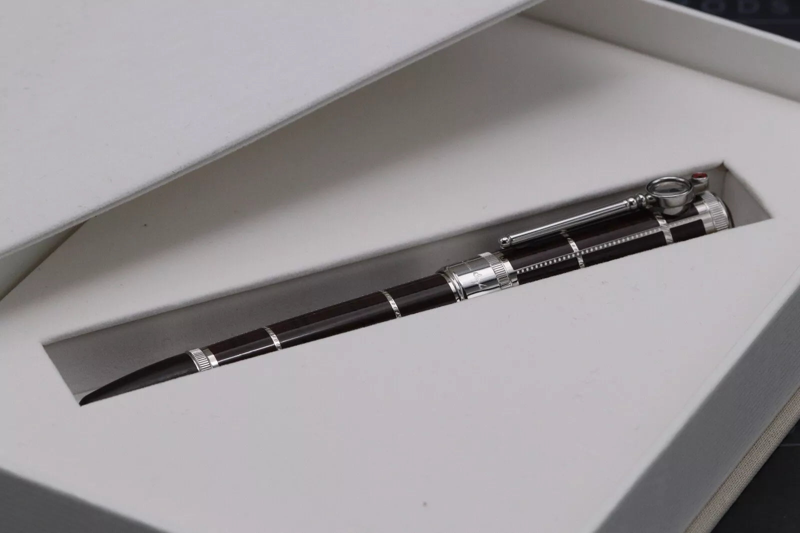 Montblanc Writers Edition Sir Arthur Conan Doyle 1902 Rollerball Pen image 10