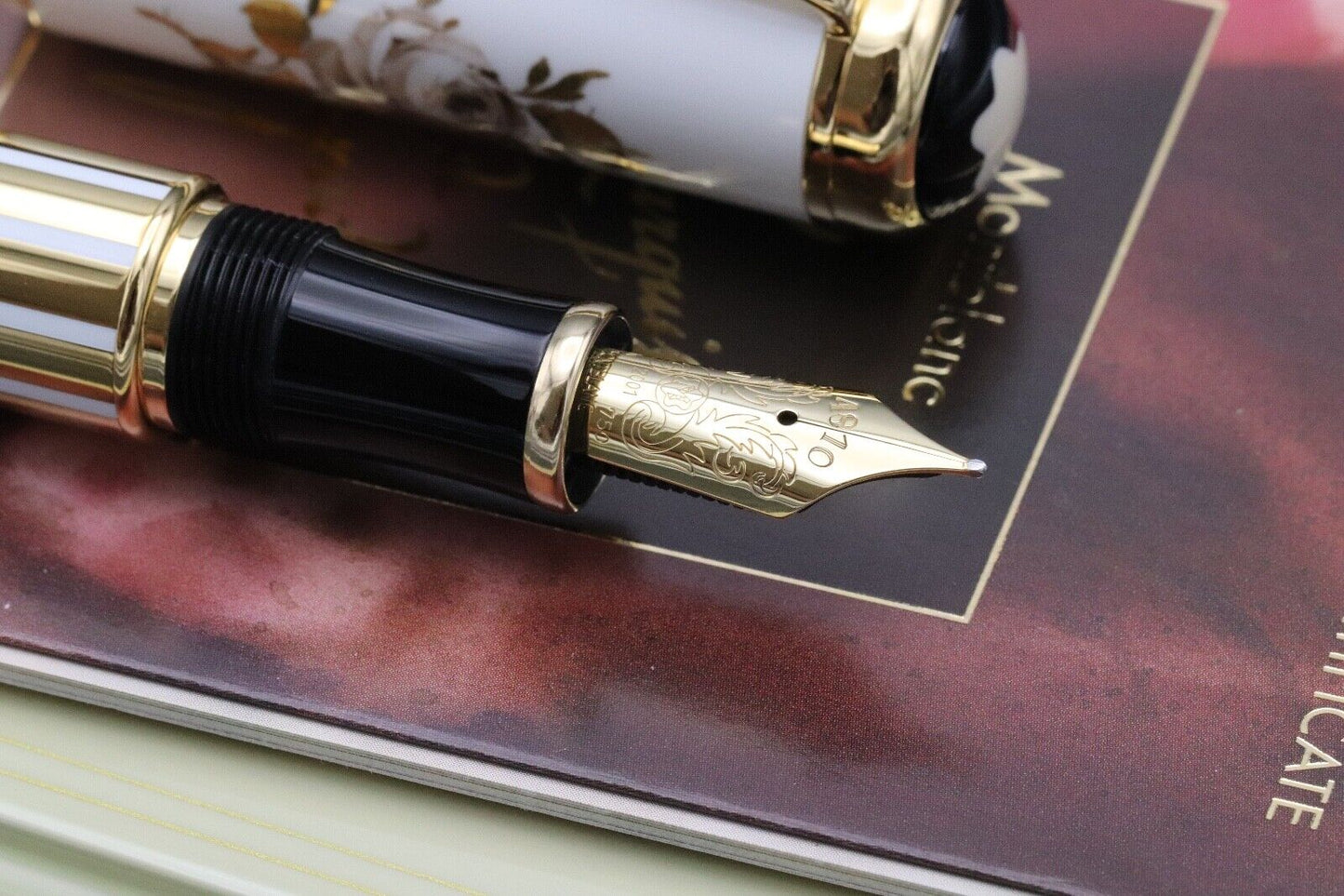 Montblanc Patron Of Art Marquis de Pompadour 4810 Fountain Pen - UNUSED image 2
