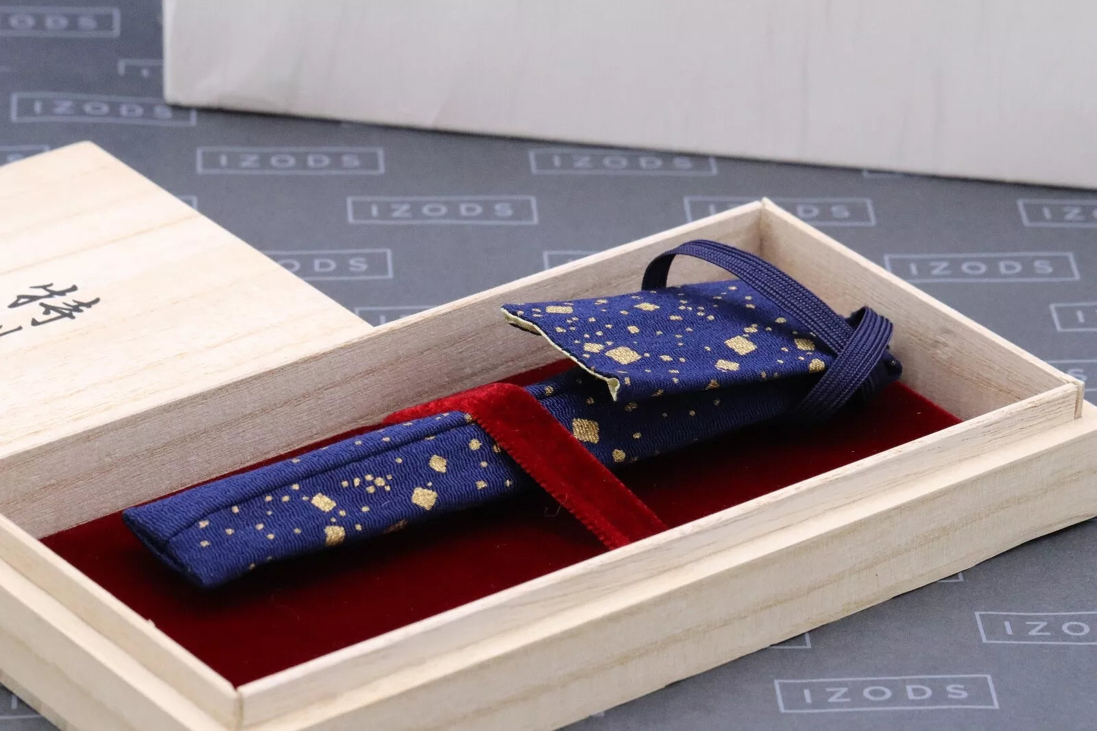 Nakaya Portable Writer Kikyo Ruthenium Fountain Pen - 'Nakata' Elastic Music Nib image 5