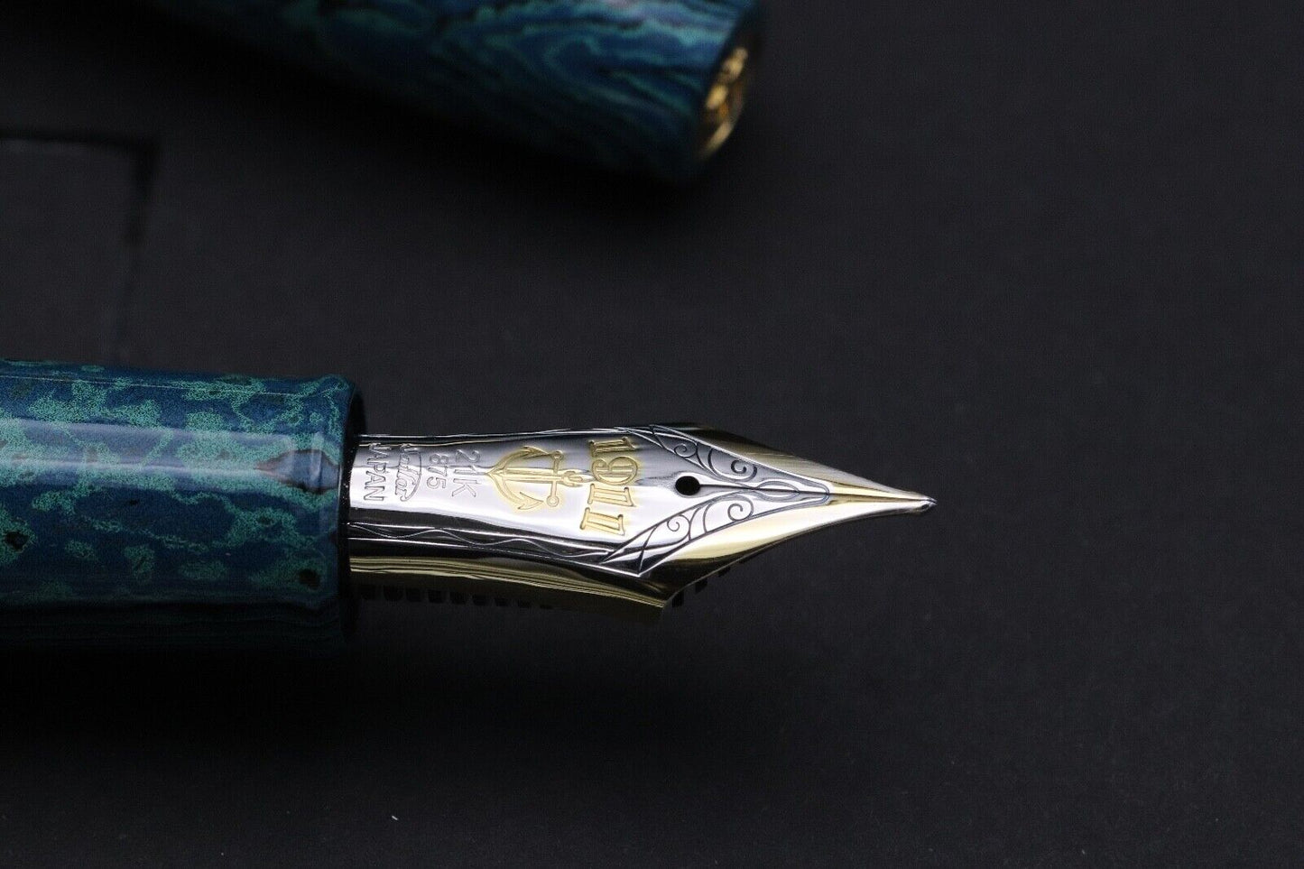 Sailor Ryokkyo Ebonite Green Echo Naginata Togi Fountain Pen image 2