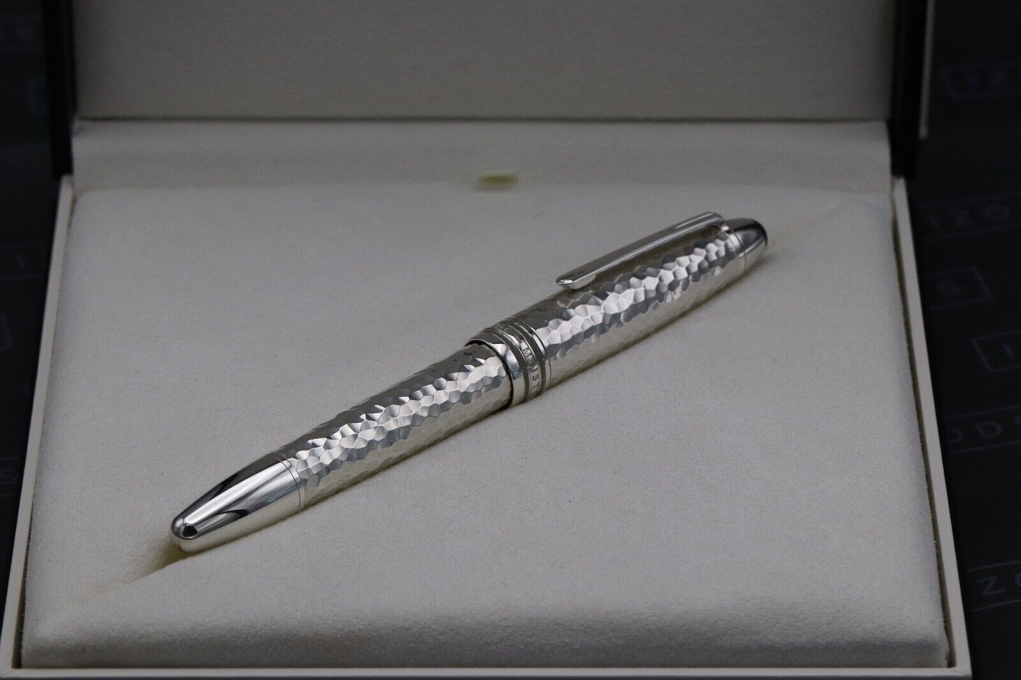Montblanc Meisterstuck 162 LeGrand Martele Sterling Silver Rollerball Pen image 5