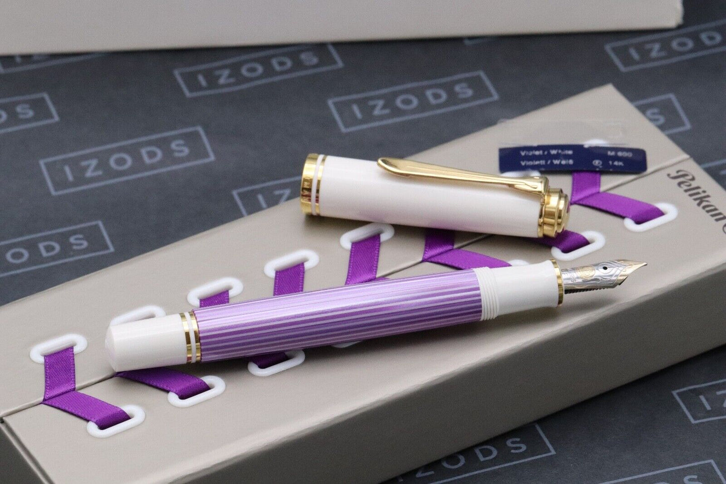 Pelikan Souveran M600 Violet White Special Edition Fountain Pen - Fine Nib image 1