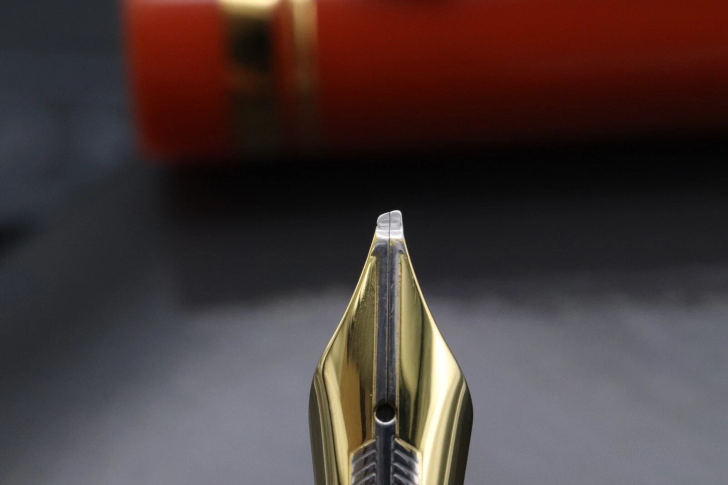 Parker Duofold Centennial Orange Fountain Pen - OBB Nib image 5