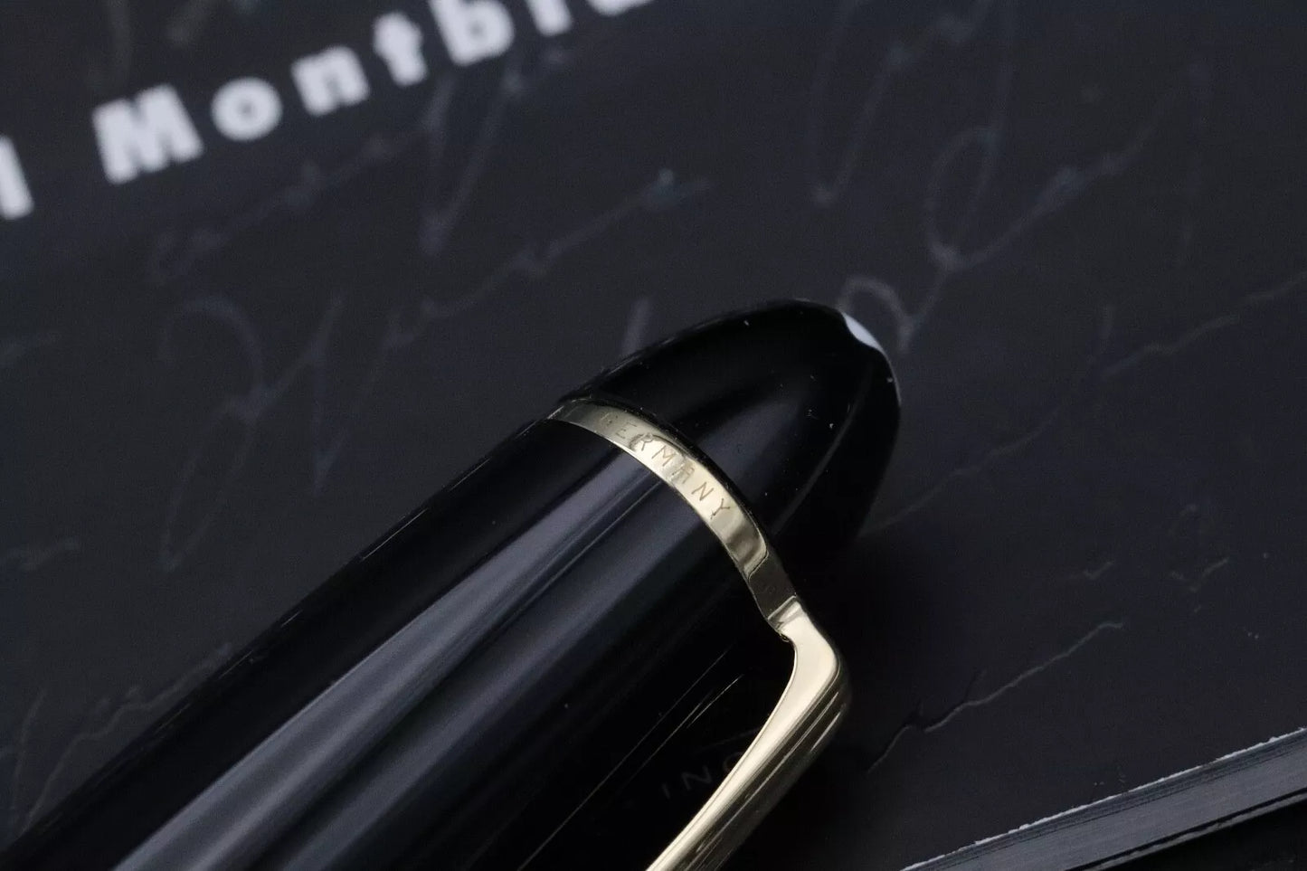 Montblanc Meisterstuck 147 Traveller Gold Coated Fountain Pen inc Pouch image 7