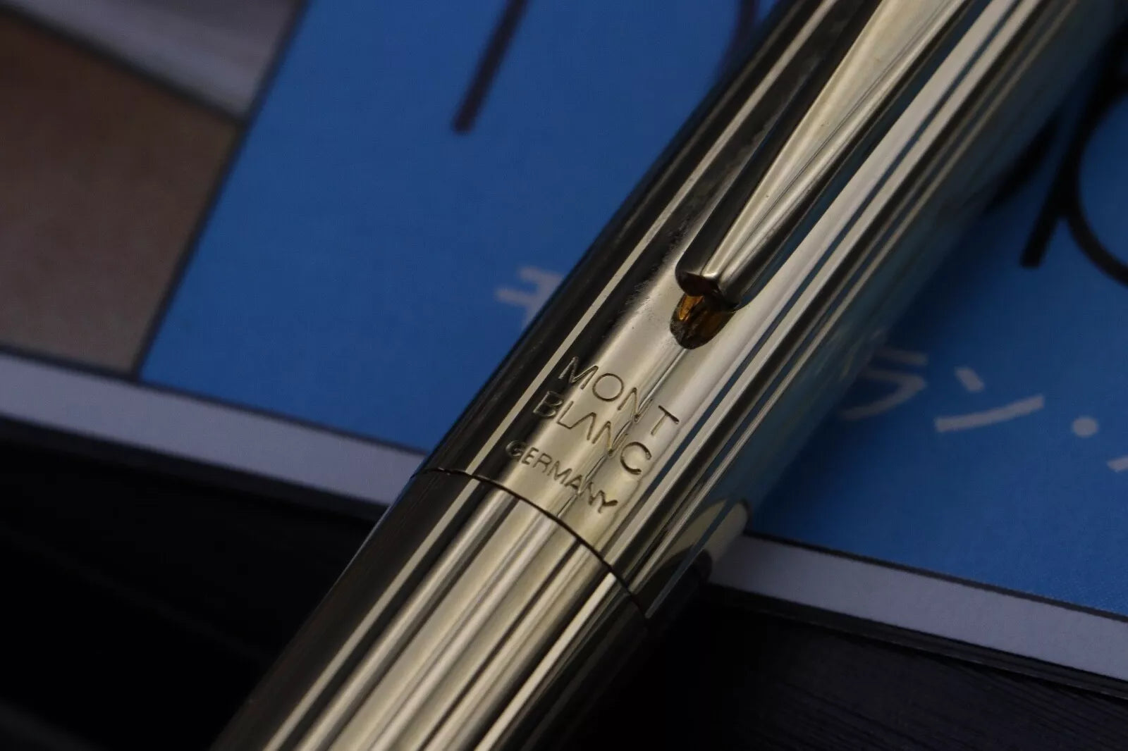 Montblanc Noblesse 1st Generation Gold-Plated Fountain Pen - 14K EF Nib image 4