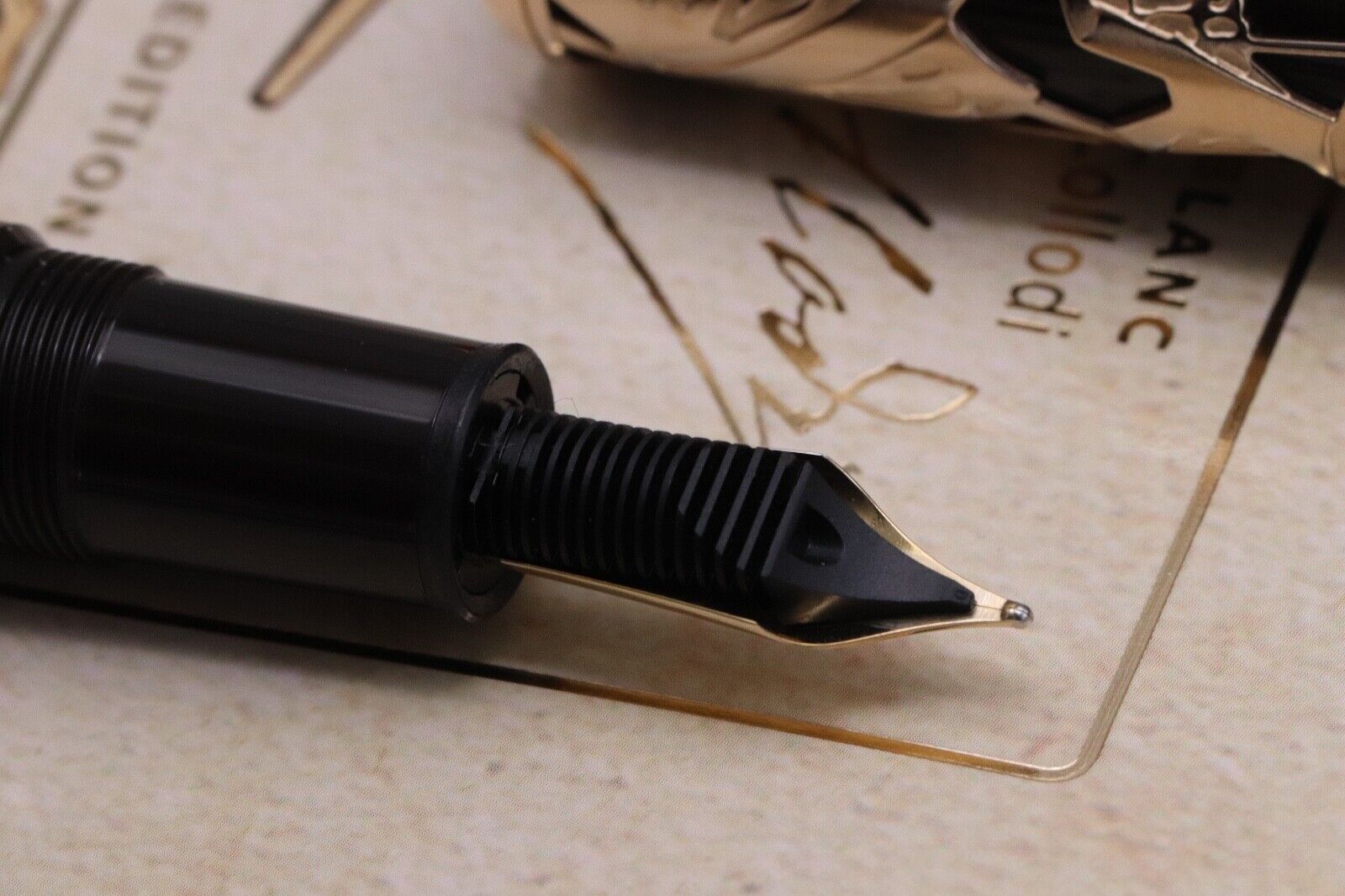 Montblanc Writers Edition Carlo Collodi Fountain Pen - UNUSED image 4