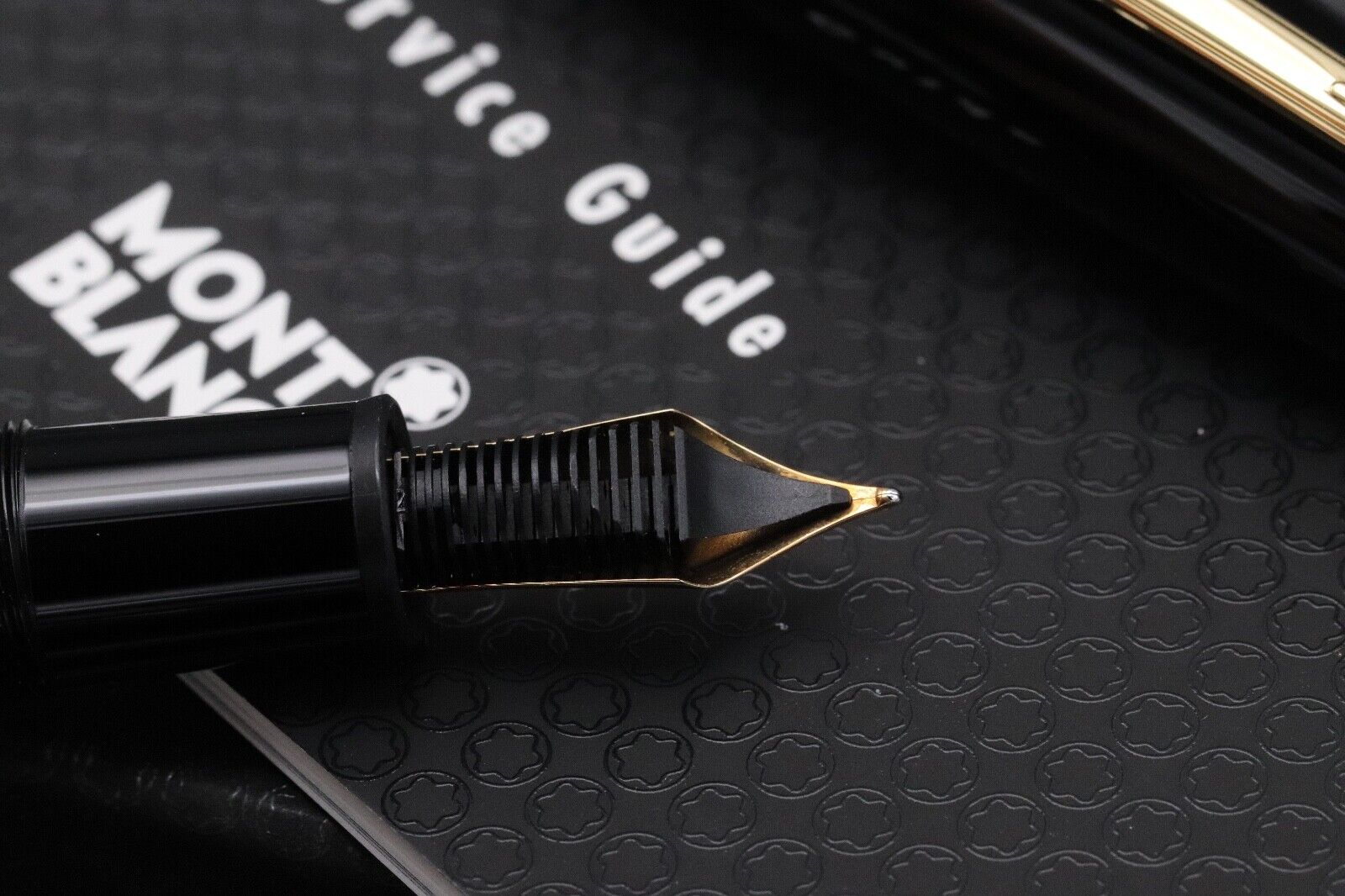 Montblanc Meisterstuck 147 Traveller Gold Coated Fountain Pen with Pouch image 3