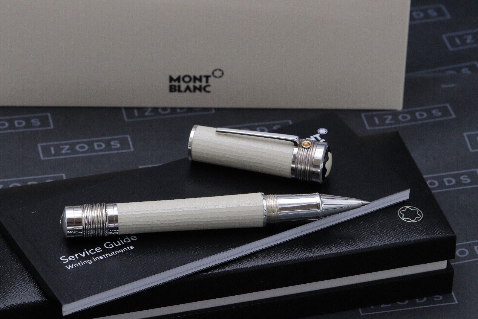 Montblanc Great Characters Mahatma Gandhi 3000 Limited Edition Rollerball Pen image 1