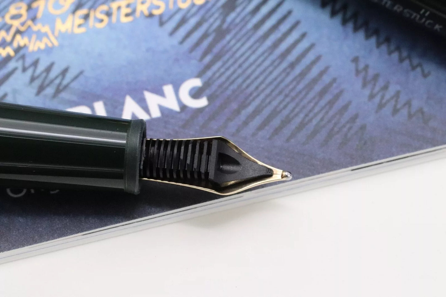 Montblanc Meisterstuck Classique Origin Collection Green Fountain Pen image 6