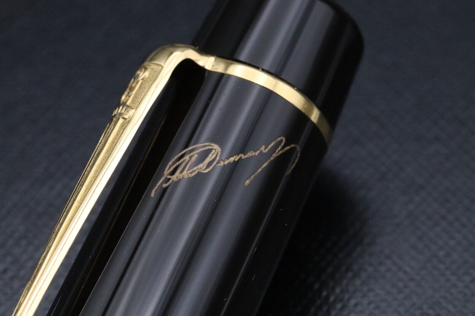 Montblanc Writers Edition Alexandre Dumas (Father) Fountain Pen image 4