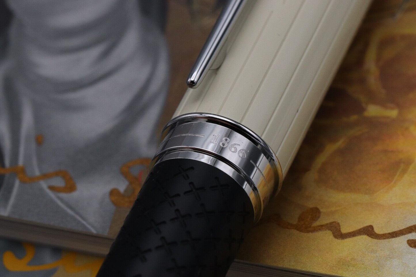 Montblanc Writers Edition Robert Louis Stevenson Fountain Pen image 5