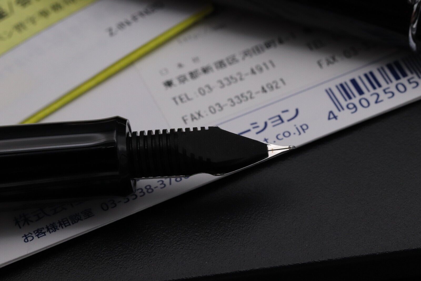 Pilot Custom 912 Black Fountain Pen - FA Nib, Ebonite Feeds image 3