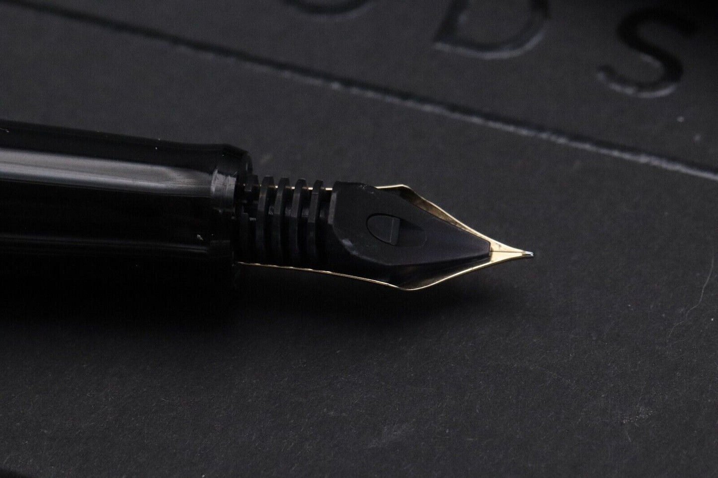 Namiki Bonsai Trees Maki-e Fountain Pen image 3