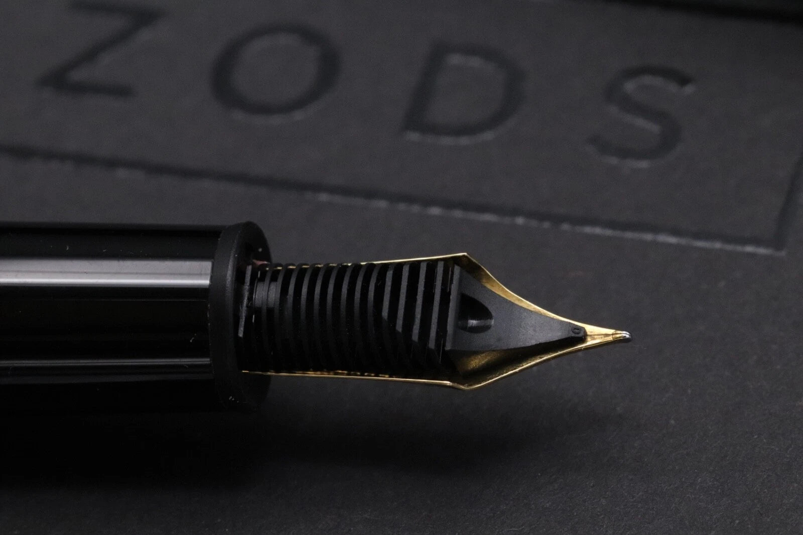 Montblanc Meisterstuck LeGrand Gold Line Fountain Pen - 1991-92 - 18k Fine Nib - Serviced by MB March 25 image 5