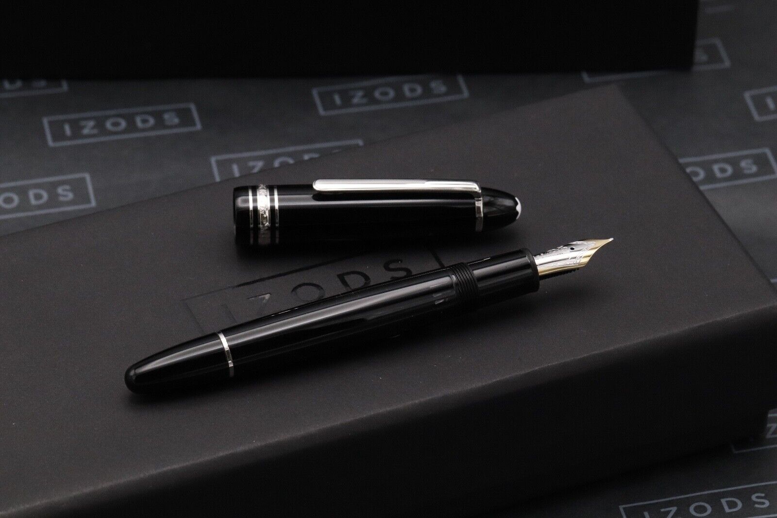 Montblanc Meisterstuck 146 LeGrand Platinum-Coated Fountain Pen - Fine Nib image 1