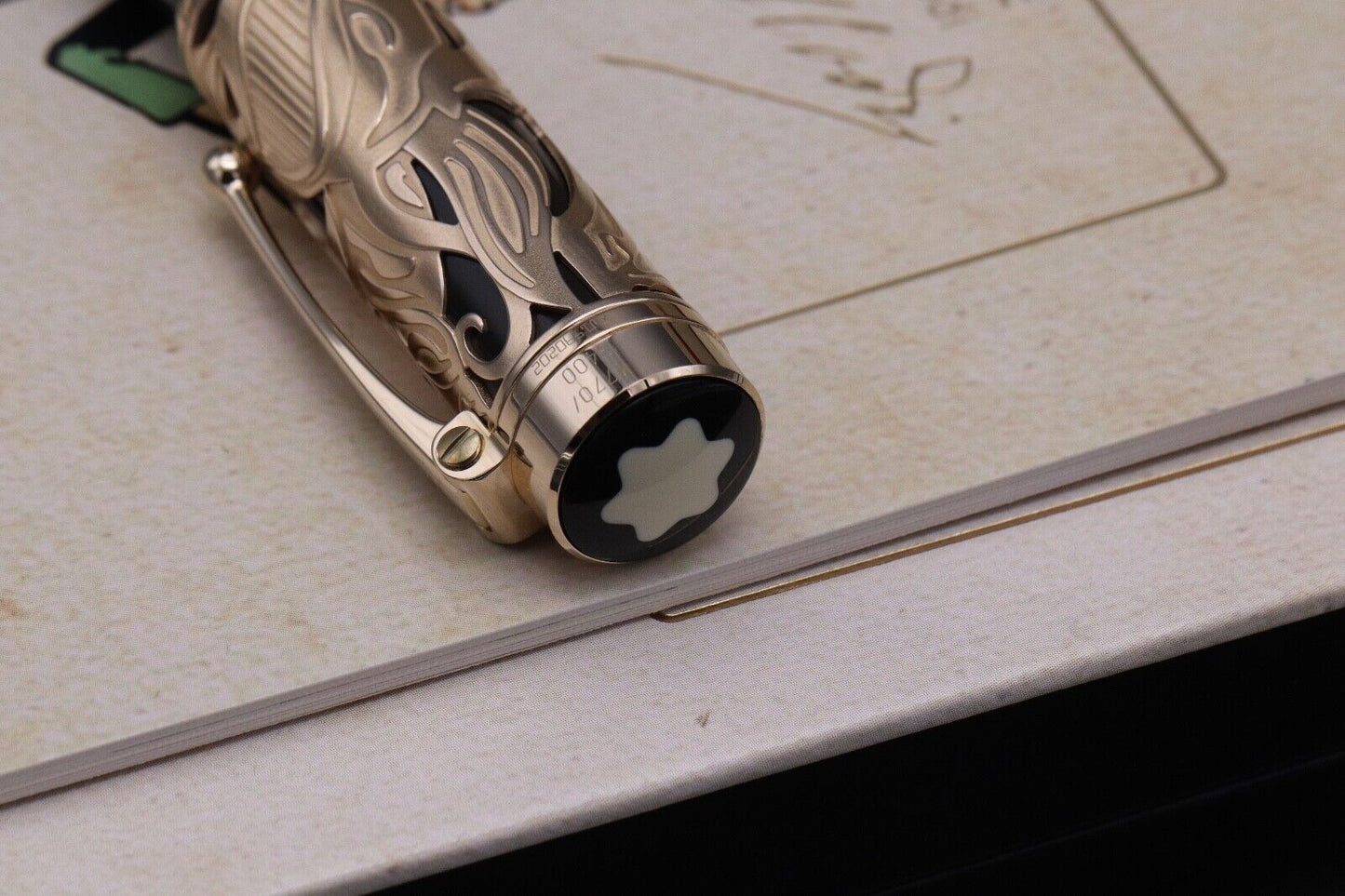 Montblanc Writers Edition Carlo Collodi Rollerball Pen - UNUSED image 4