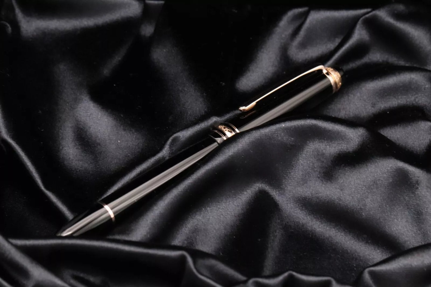 Montblanc Meisterstück 145 Classique 75th Anniversary LE1924 Fountain Pen image 5