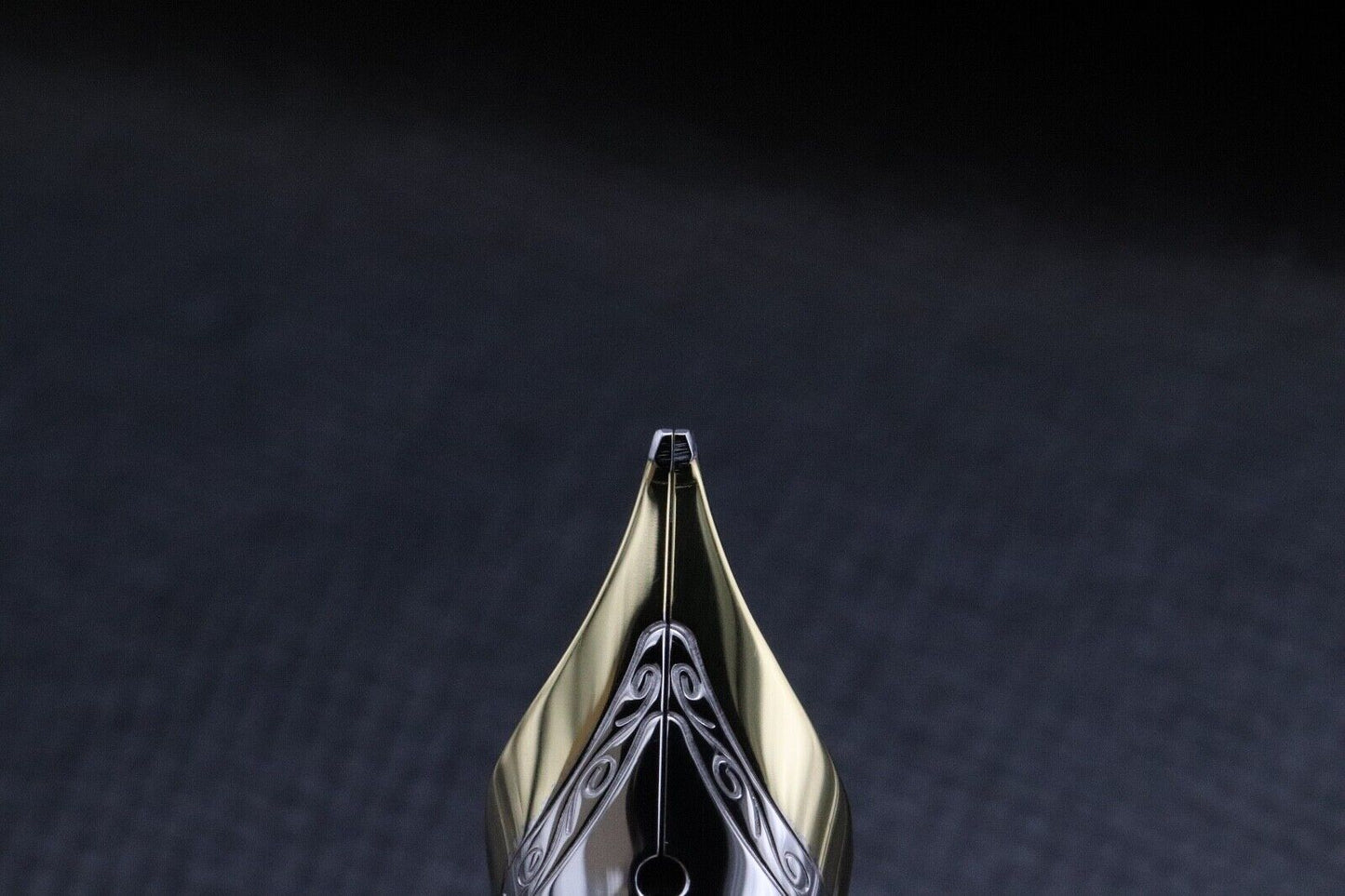 Montblanc Meisterstuck 146 LeGrand Barley Vermeil Fountain Pen - Broad Nib image 4