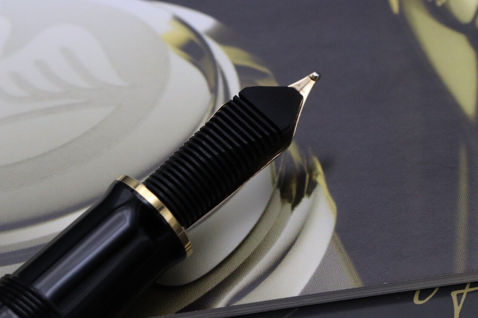 Pelikan Souveran M1000 Black Fountain Pen - Broad Nib - INKED ONCE image 3