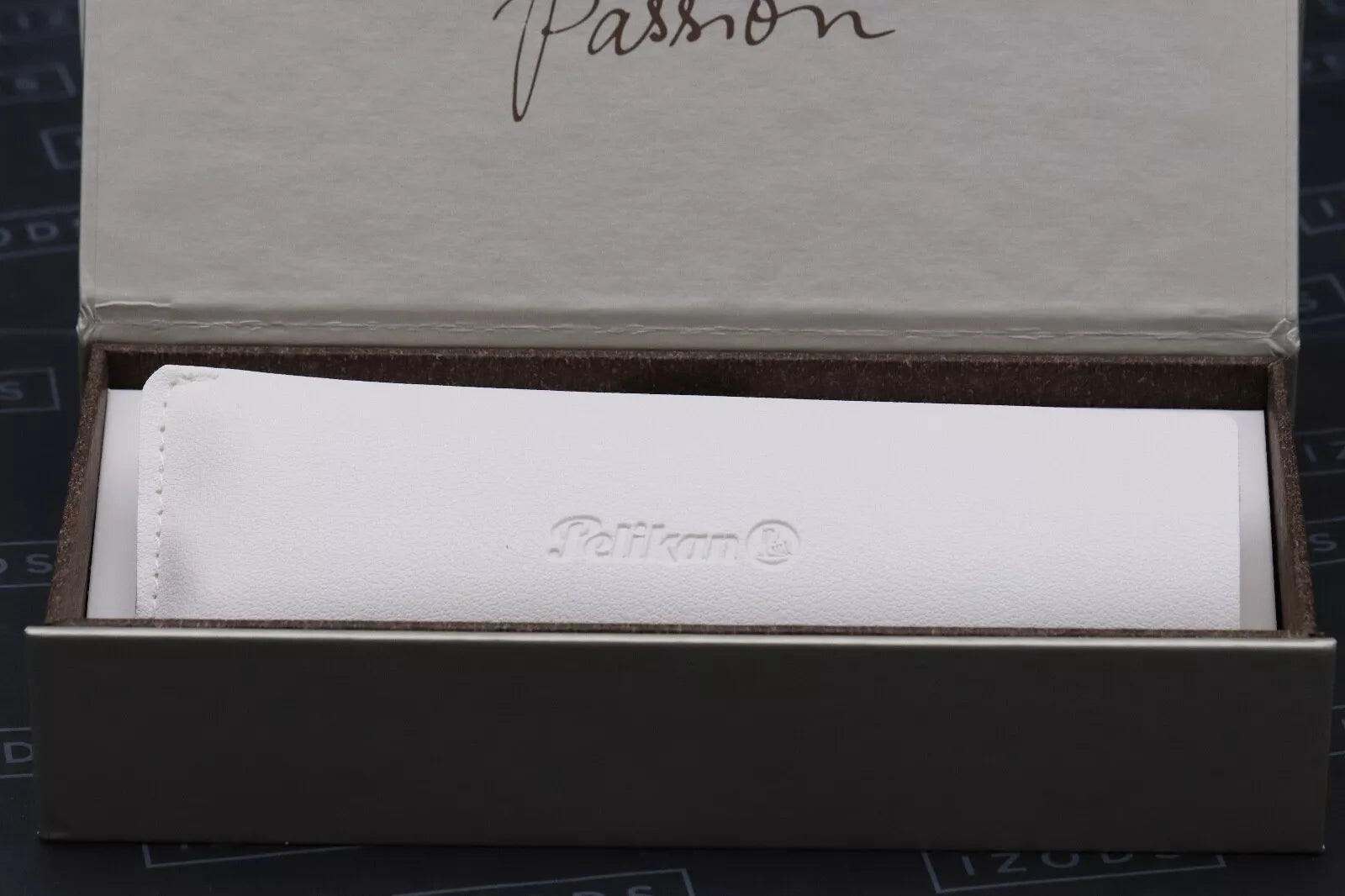 Pelikan Souveran M800 Burnt Orange Fountain Pen - BB Nib - UNUSED image 6