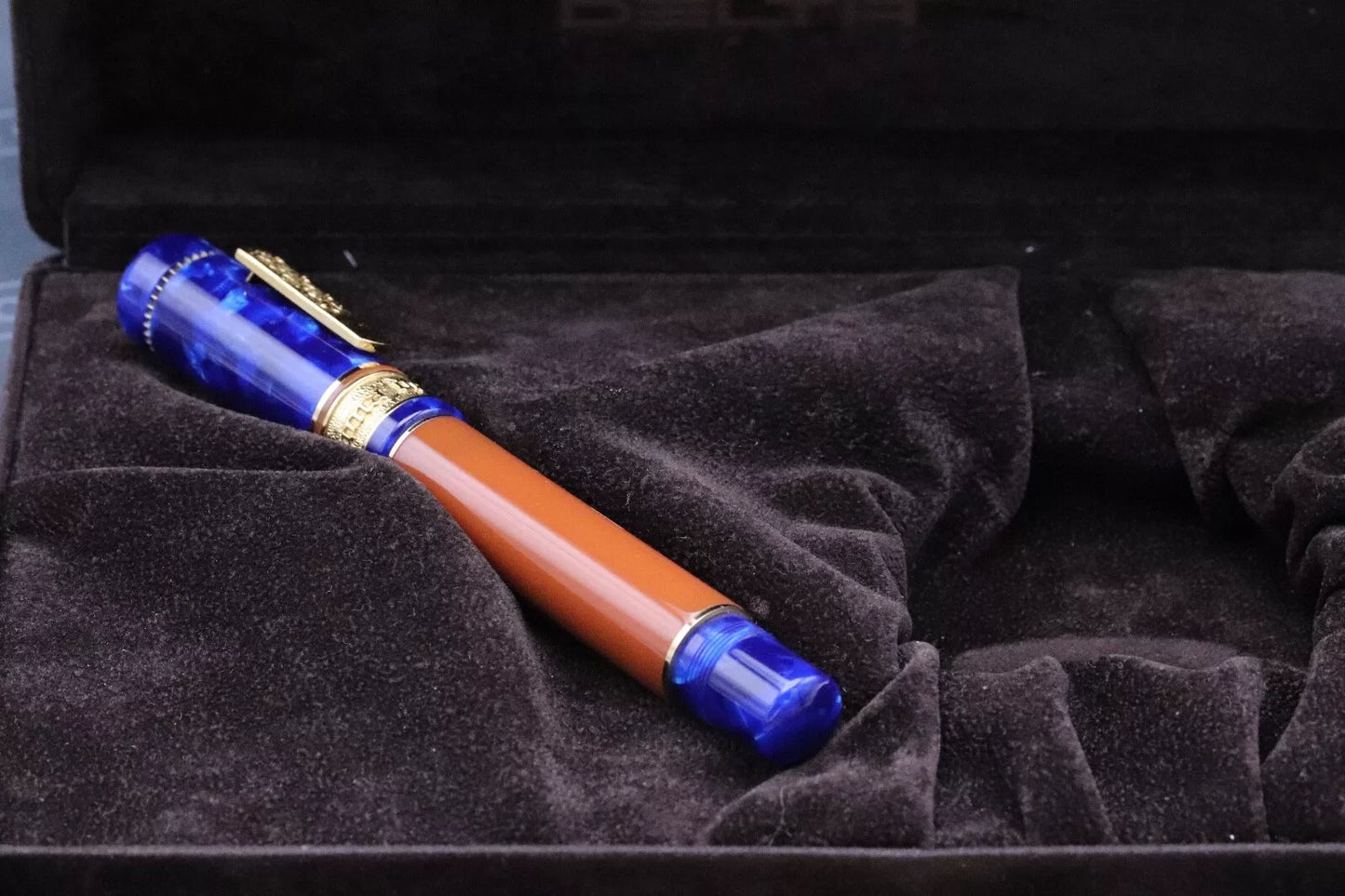 Delta Corona de Aragon Limited Edition Fountain Pen image 9