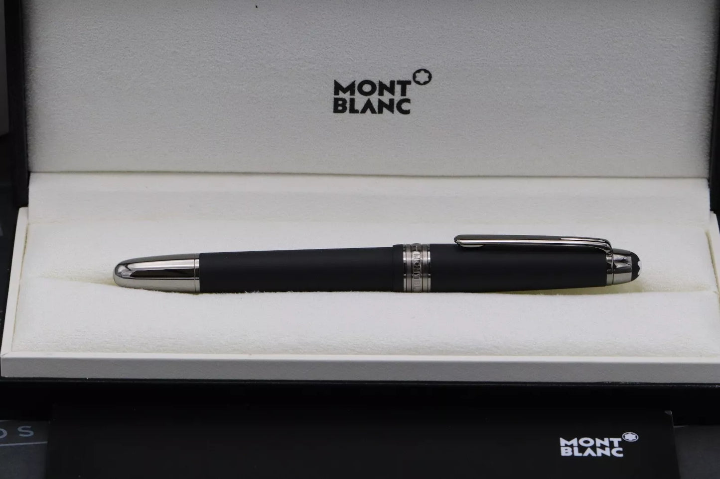 Montblanc Meisterstuck Classique Ultra Black Fountain Pen – Serviced MB Jan 25 image 7
