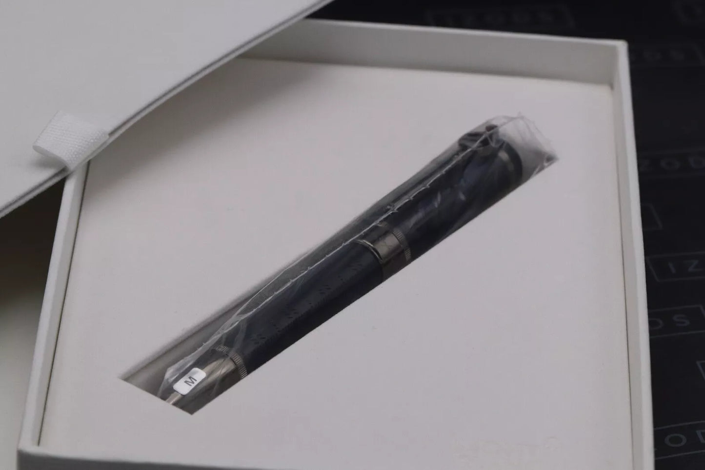 Montblanc Writers Edition Sir Arthur Conan Doyle Fountain Pen – UNUSED image 11