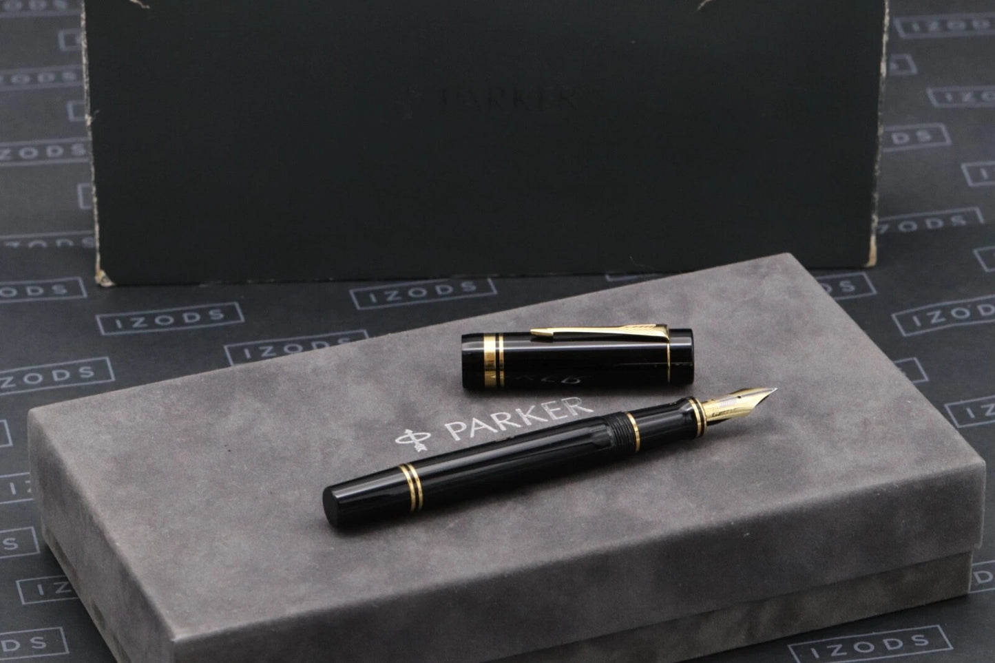 Parker Duofold Centennial Black Gold Fountain Pen - 1987 image 0