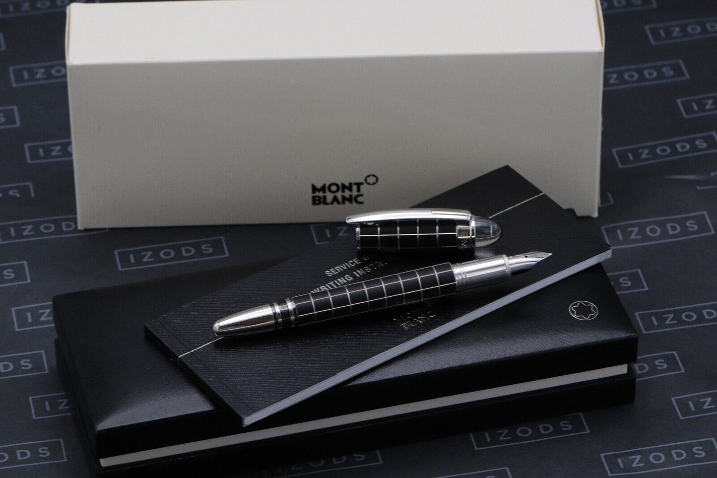 Montblanc Starwalker Rubber Platinum Fountain Pen image 0