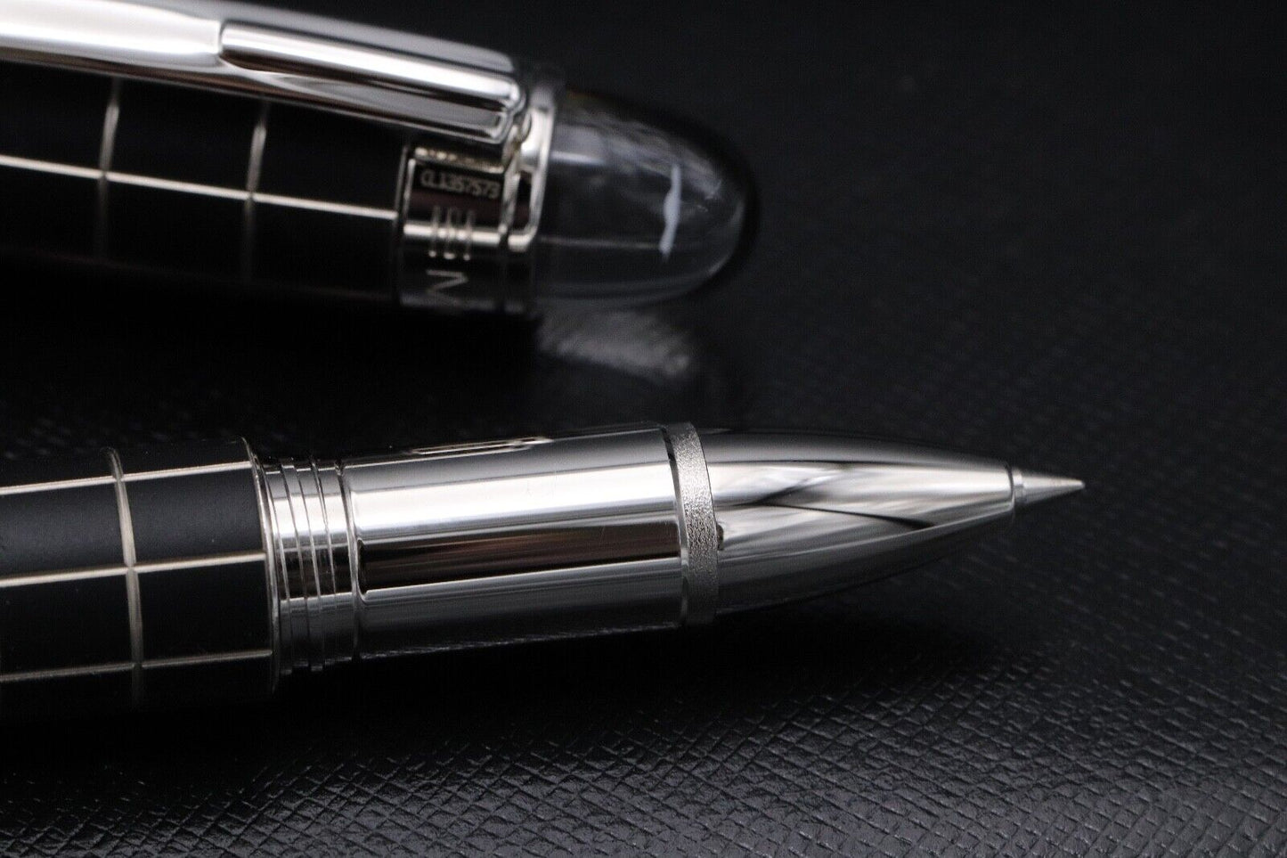 Montblanc Starwalker Rubber Platinum Rollerball / Fineliner Pen image 3
