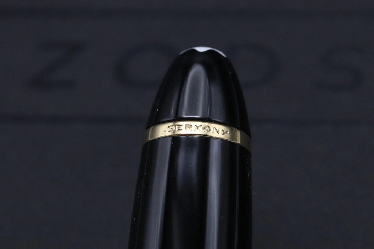 Montblanc Meisterstuck 146 LeGrand Gold Coated Fountain Pen - Monotone Nib image 1