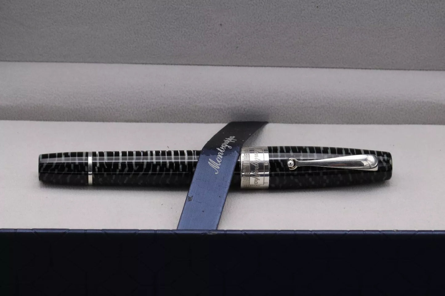Montegrappa Extra 1930 Zebra Celluloid LE50 Celluloid Fountain Pen - 2002 Nib image 10