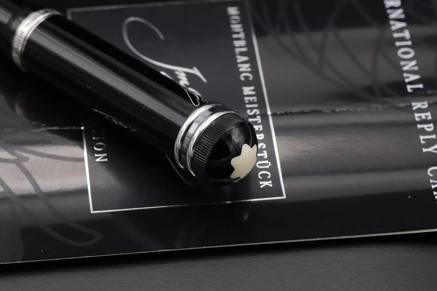 Montblanc Writers Edition Imperial Dragon Fountain Pen - NEVER INKED image 9