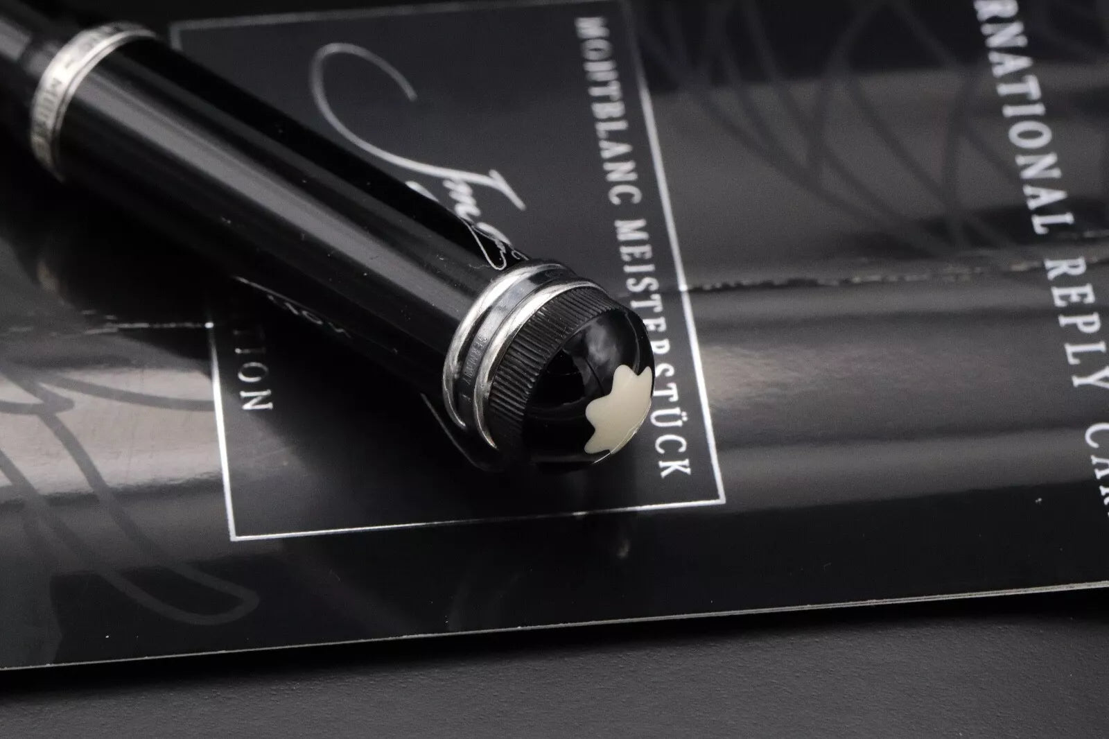 Montblanc Writers Edition Imperial Dragon Fountain Pen - NEVER INKED image 9