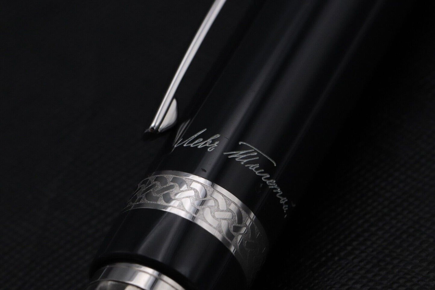 Montblanc Writers Edition Leo Tolstoy Fountain Pen image 5