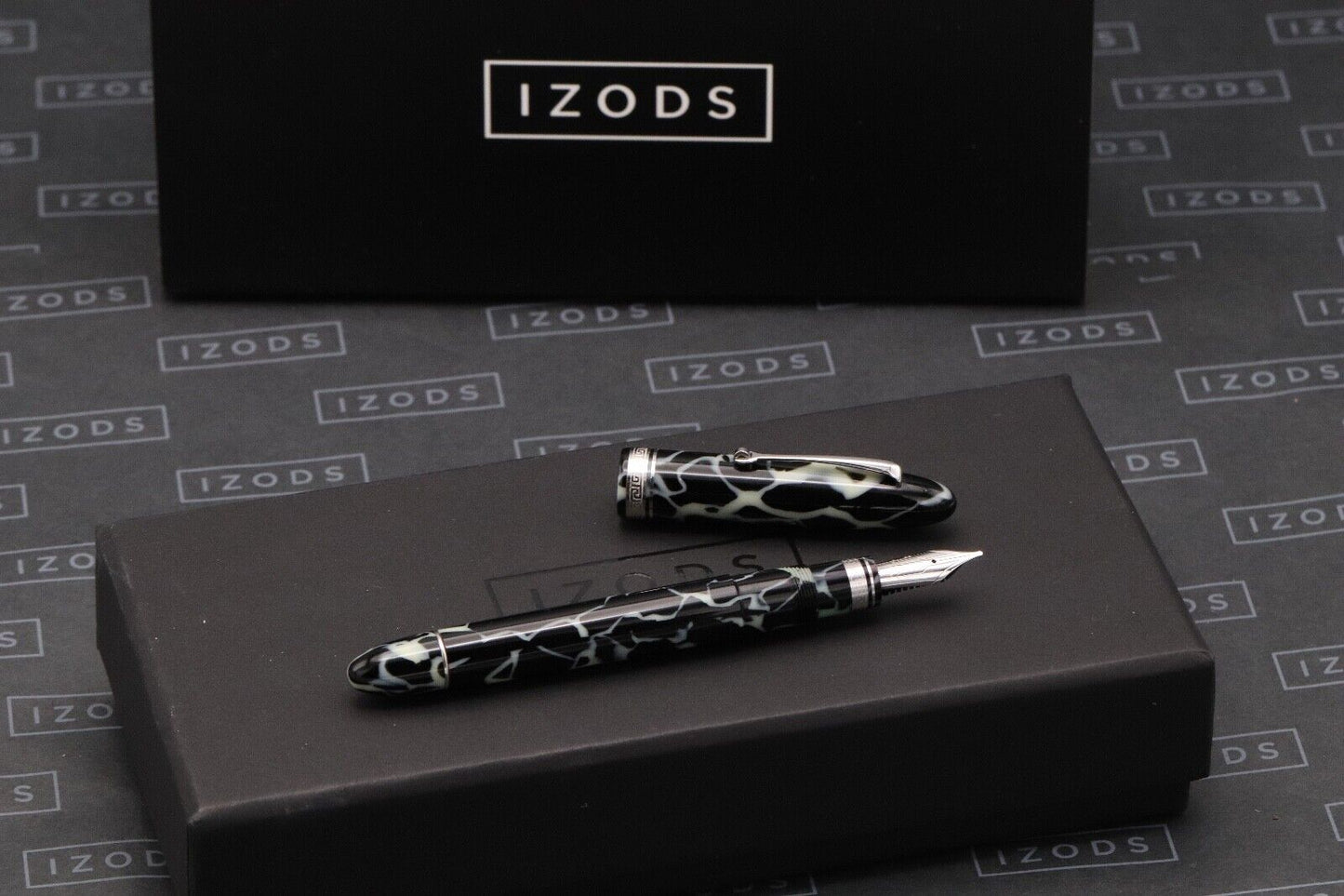 Omas Ogiva Wild Celluloid Limited Edition 30 Fountain Pen - BB Nib image 0