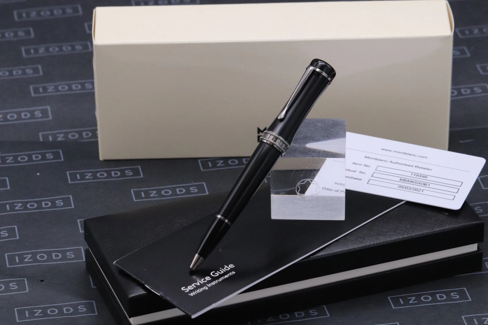 Montblanc Bonheur Boyfriend Ballpoint Pen image 0