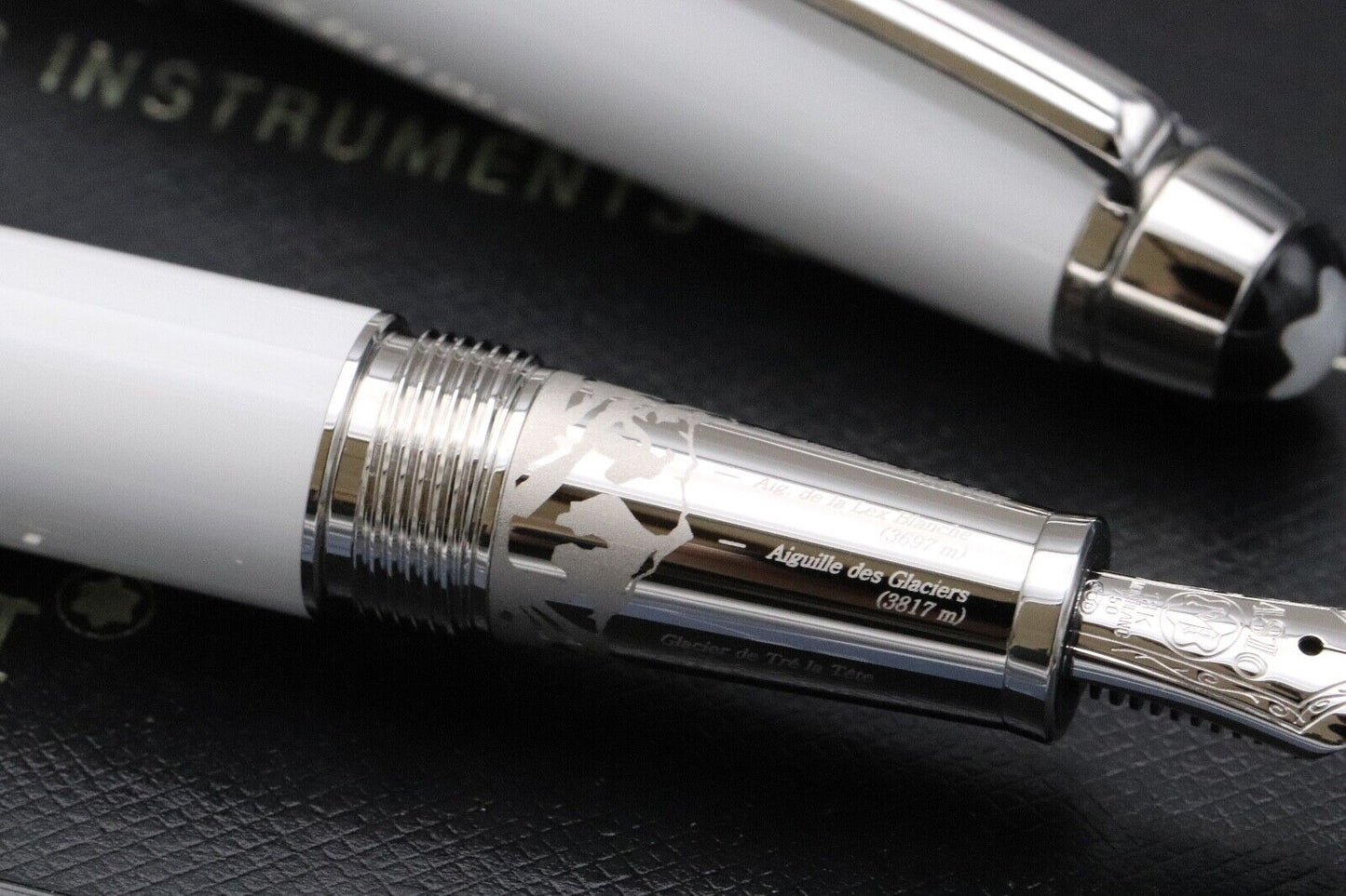 Montblanc Meisterstuck Classique Tribute Solitaire Fountain Pen - UNUSED image 3