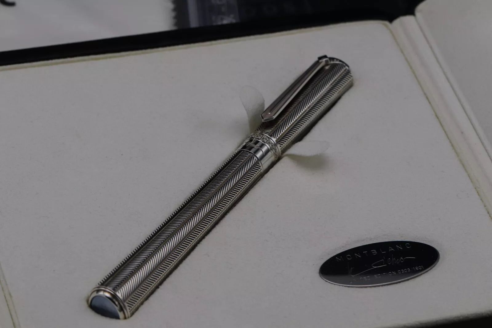 Montblanc Muses Marlene Dietrich Commemoration Edition Fountain Pen - UNUSED image 11