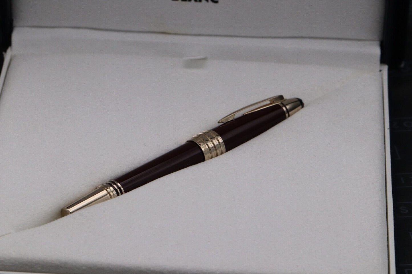 Montblanc Great Characters John F. Kennedy JFK Burgundy SE Fountain Pen image 7