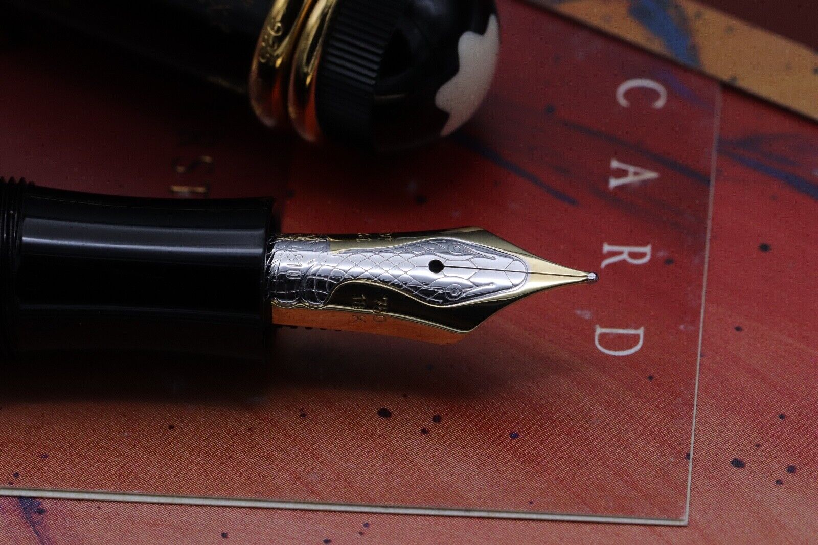 Montblanc Writers Edition Agatha Christie Vermeil Fountain Pen - UNUSED - F Nib image 2