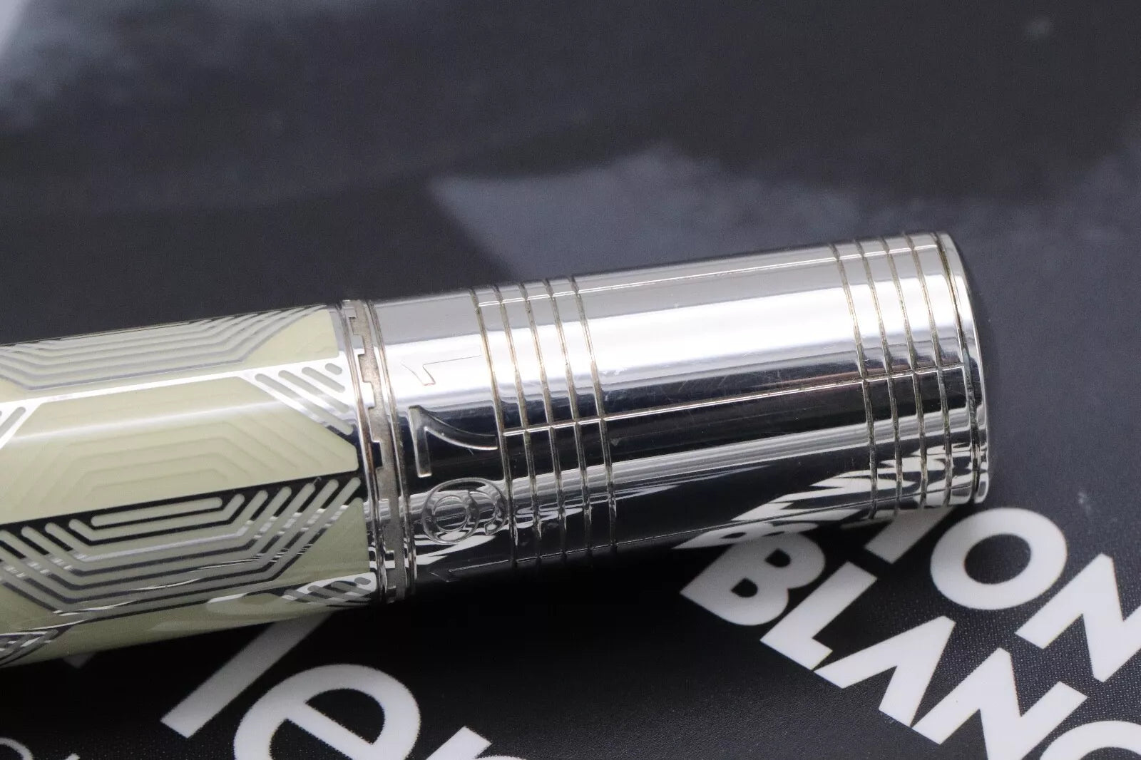 Montblanc Donation Series John Lennon LE1940 Fountain Pen - Serviced by MB 2025 image 8