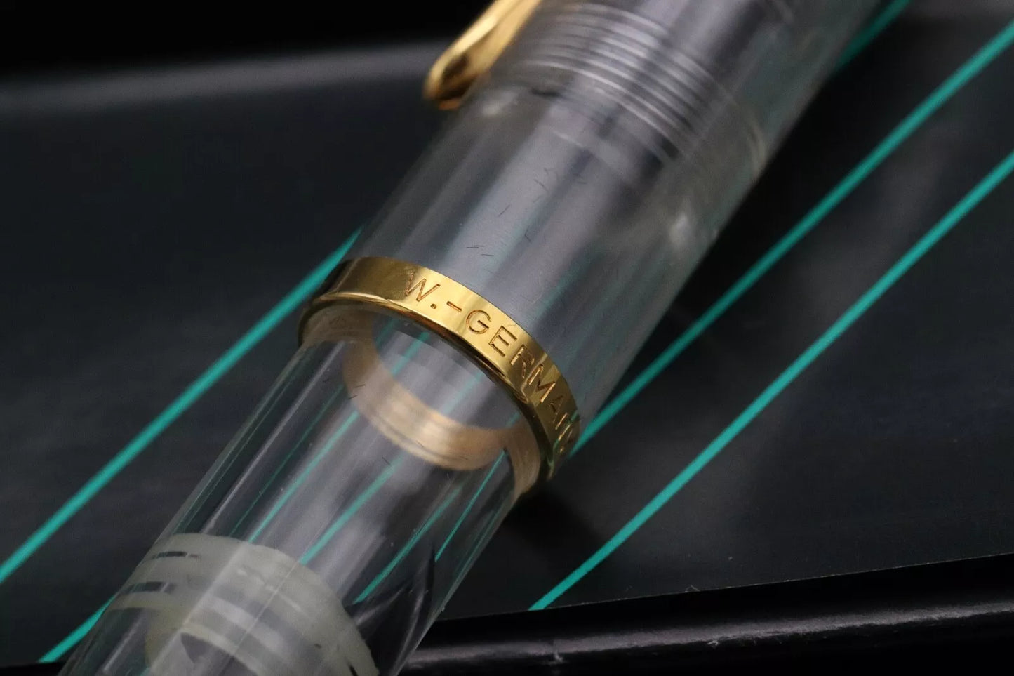 Pelikan 'M481' Demonstrator Fountain Pen - NEVER INKED image 6