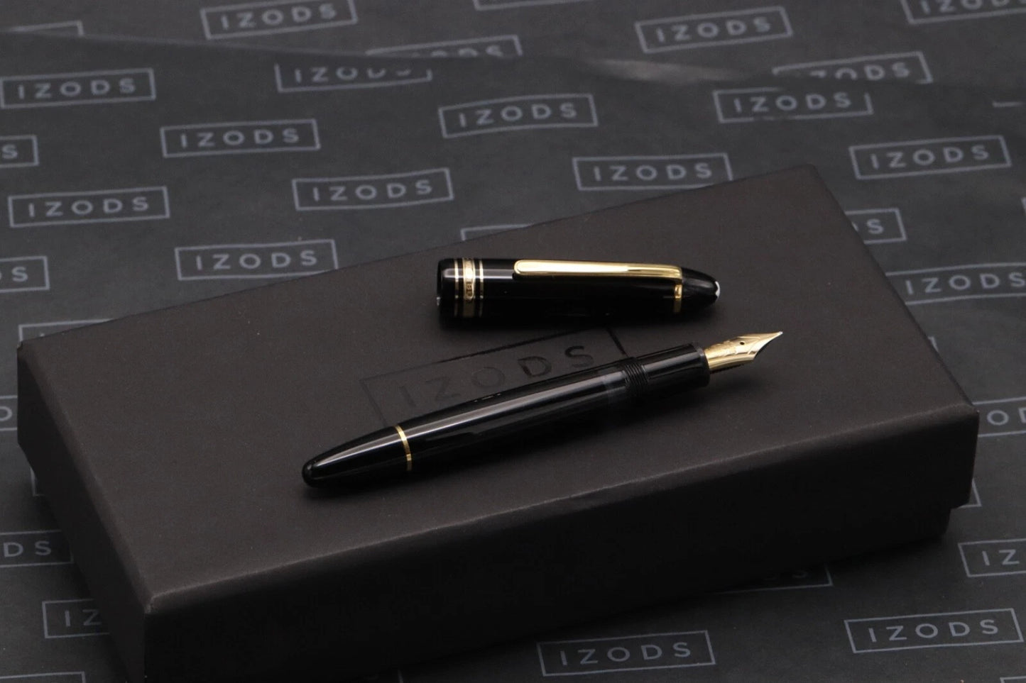 Montblanc Meisterstuck 146 LeGrand Gold Coated Fountain Pen - Monotone Nib image 0