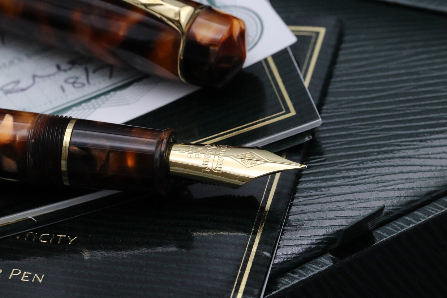 Conway Stewart Brunel Classic Brown Fountain Pen image 2